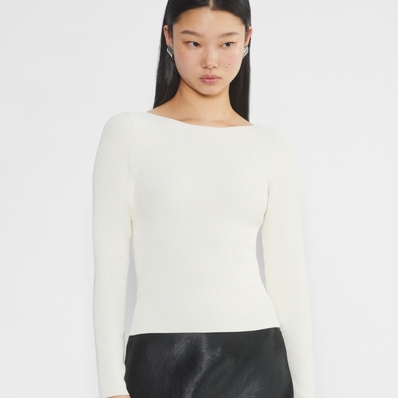 Aritzia Babaton sculpt knit scouted longsleeve - Picture 2 of 6
